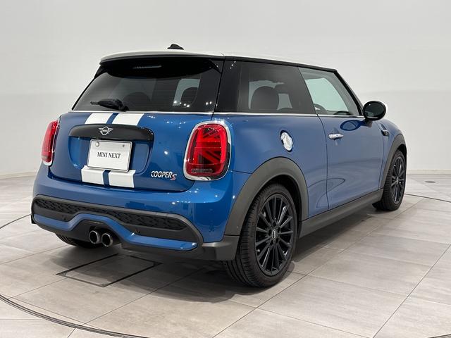 ＭＩＮＩ クーパーＳ　衝突回避被害軽減ブレーキ車線逸脱警告バックカメラ液晶メーターマルチファンクションステアリングＭＩＮＩドライビングモーコンフォートアクセスＬＥＤヘッドライトＬＥＤリアコンビランプ（6枚目）