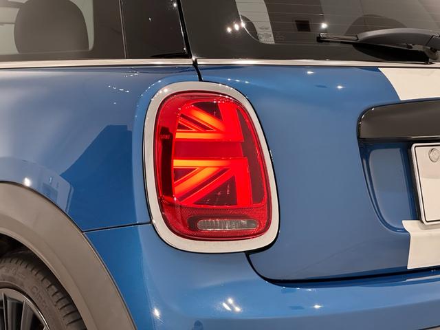 ＭＩＮＩ クーパーＳ　衝突回避被害軽減ブレーキ車線逸脱警告バックカメラ液晶メーターマルチファンクションステアリングＭＩＮＩドライビングモーコンフォートアクセスＬＥＤヘッドライトＬＥＤリアコンビランプ（14枚目）