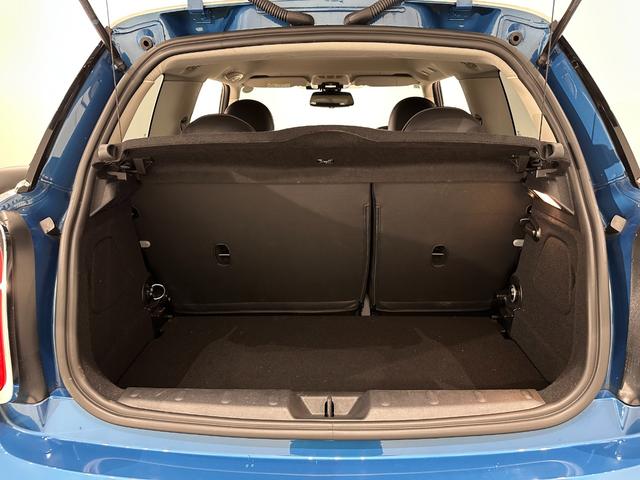 ＭＩＮＩ クーパーＳ　衝突回避被害軽減ブレーキ車線逸脱警告バックカメラ液晶メーターマルチファンクションステアリングＭＩＮＩドライビングモーコンフォートアクセスＬＥＤヘッドライトＬＥＤリアコンビランプ（40枚目）