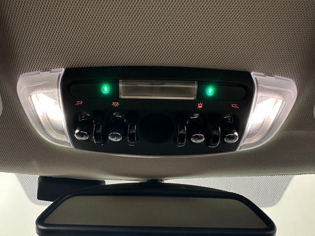 MINI クーパーS ナビ(非タッチスクリーン)/ETC/LEDヘッドライト/LEDリアコンビランプ/17インチホイール(20枚目)