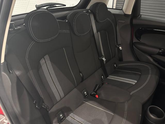 MINI クーパーS ナビ(非タッチスクリーン)/ETC/LEDヘッドライト/LEDリアコンビランプ/17インチホイール(30枚目)