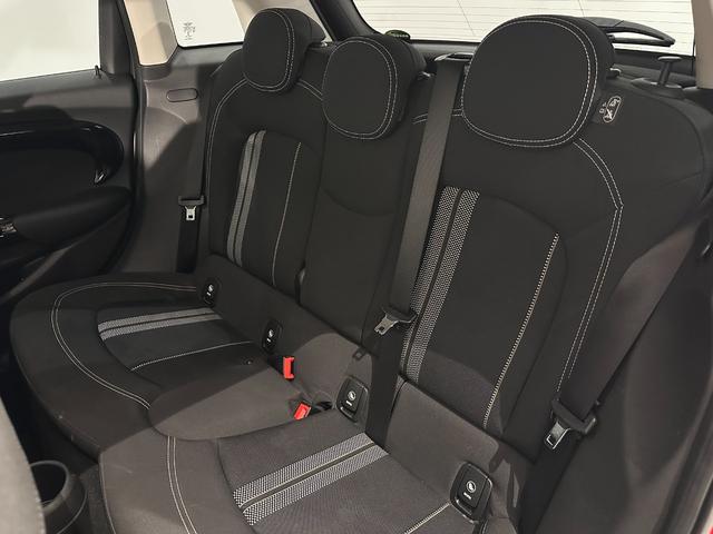 MINI クーパーS ナビ(非タッチスクリーン)/ETC/LEDヘッドライト/LEDリアコンビランプ/17インチホイール(32枚目)