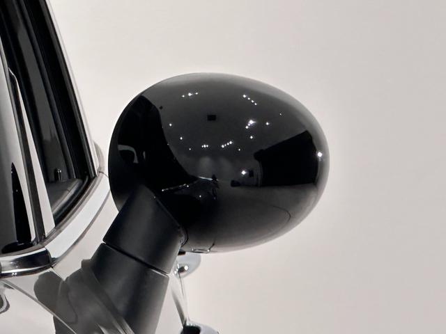 ＭＩＮＩ クーパーＳ　Ｅ　クロスオーバー　オール４　ナビ（タッチスクリーン）／ＥＴＣ／アクティブクルーズコントロール／リアパークディスタンスコントロール／ＬＥＤヘッドライト（デイライト付）／ＬＥＤテールライト／バックドア自動開閉／１８インチホイール（12枚目）