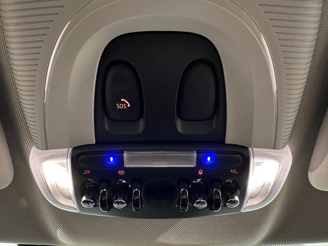 ＭＩＮＩ クーパーＳ　Ｅ　クロスオーバー　オール４　ナビ（タッチスクリーン）／ＥＴＣ／アクティブクルーズコントロール／リアパークディスタンスコントロール／ＬＥＤヘッドライト（デイライト付）／ＬＥＤテールライト／バックドア自動開閉／１８インチホイール（20枚目）