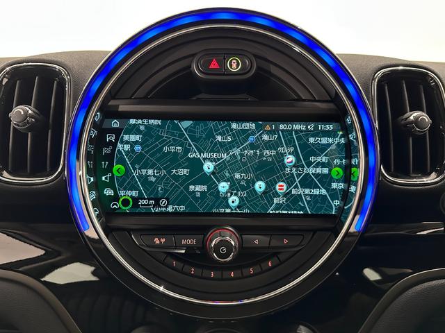 ＭＩＮＩ クーパーＳ　Ｅ　クロスオーバー　オール４　ナビ（タッチスクリーン）／ＥＴＣ／アクティブクルーズコントロール／リアパークディスタンスコントロール／ＬＥＤヘッドライト（デイライト付）／ＬＥＤテールライト／バックドア自動開閉／１８インチホイール（30枚目）