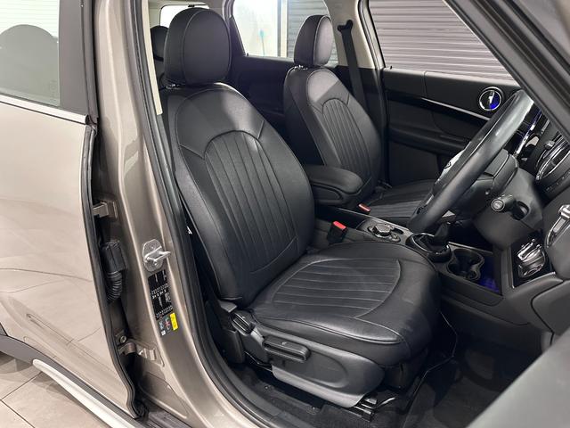 ＭＩＮＩ クーパーＳ　Ｅ　クロスオーバー　オール４　ナビ（タッチスクリーン）／ＥＴＣ／アクティブクルーズコントロール／リアパークディスタンスコントロール／ＬＥＤヘッドライト（デイライト付）／ＬＥＤテールライト／バックドア自動開閉／１８インチホイール（36枚目）