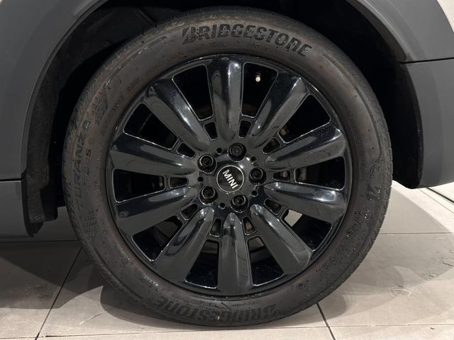 ＭＩＮＩ クーパーＳ　Ｅ　クロスオーバー　オール４　ナビ（タッチスクリーン）／ＥＴＣ／アクティブクルーズコントロール／リアパークディスタンスコントロール／ＬＥＤヘッドライト（デイライト付）／ＬＥＤテールライト／バックドア自動開閉／１８インチホイール（47枚目）