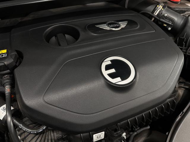 ＭＩＮＩ クーパーＳ　Ｅ　クロスオーバー　オール４　ナビ（タッチスクリーン）／ＥＴＣ／アクティブクルーズコントロール／リアパークディスタンスコントロール／ＬＥＤヘッドライト（デイライト付）／ＬＥＤテールライト／バックドア自動開閉／１８インチホイール（48枚目）