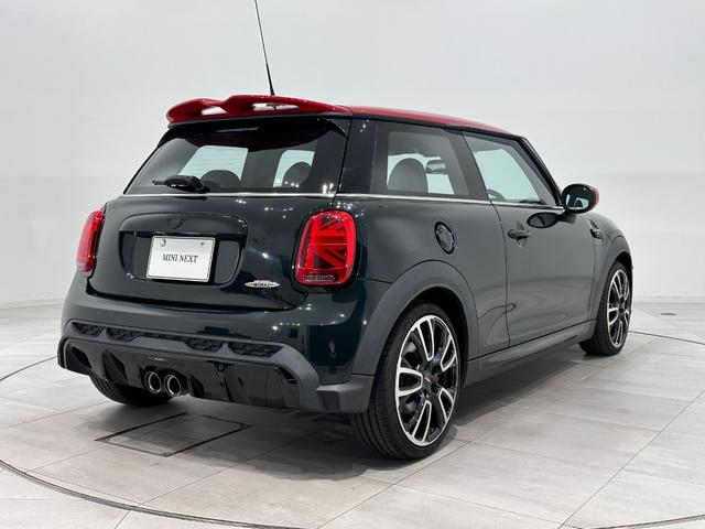 MINI ジョンクーパーワークス ジョンクーパーワークストリム 全国2年保証/ナビタッチスクリーン/ETC/SOSコール/車線逸脱警告/バックカメラ/液晶メーター/ヘッドアップディスプレイ/LEDヘッドライ/LEDリアコンビランプ/17インチホイール(6枚目)