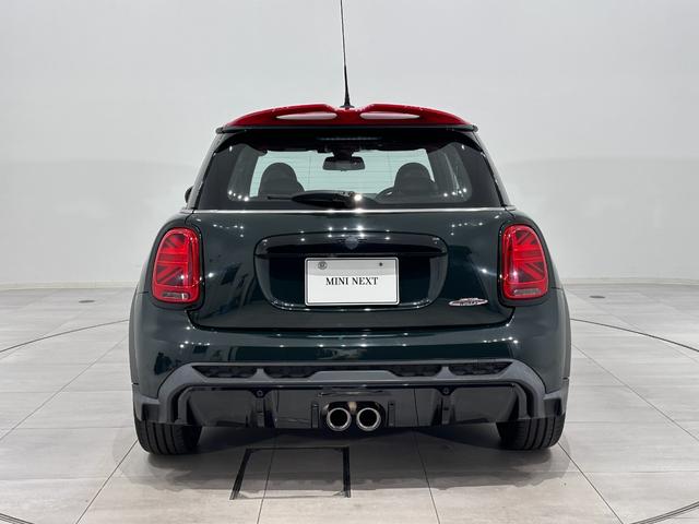 MINI ジョンクーパーワークス ジョンクーパーワークストリム 全国2年保証/ナビタッチスクリーン/ETC/SOSコール/車線逸脱警告/バックカメラ/液晶メーター/ヘッドアップディスプレイ/LEDヘッドライ/LEDリアコンビランプ/17インチホイール(7枚目)
