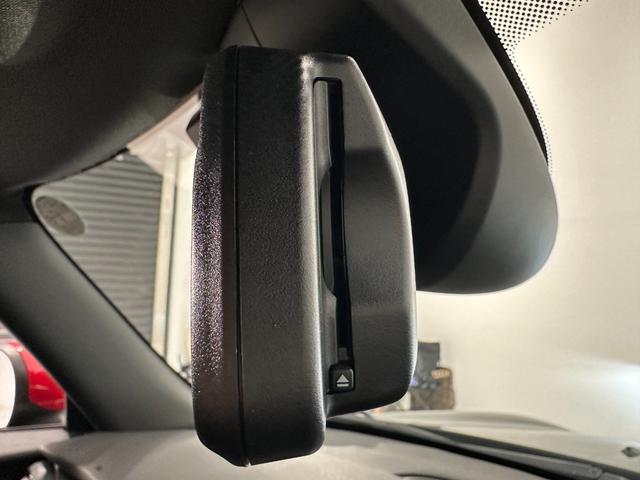 MINI ジョンクーパーワークス ジョンクーパーワークストリム 全国2年保証/ナビタッチスクリーン/ETC/SOSコール/車線逸脱警告/バックカメラ/液晶メーター/ヘッドアップディスプレイ/LEDヘッドライ/LEDリアコンビランプ/17インチホイール(21枚目)