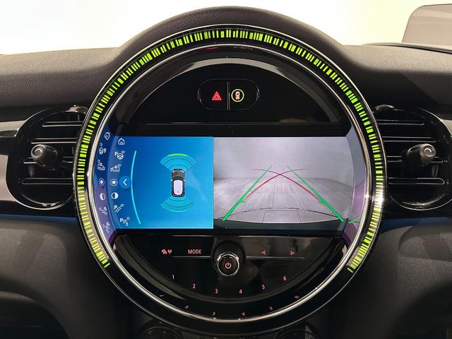 MINI ジョンクーパーワークス ジョンクーパーワークストリム 全国2年保証/ナビタッチスクリーン/ETC/SOSコール/車線逸脱警告/バックカメラ/液晶メーター/ヘッドアップディスプレイ/LEDヘッドライ/LEDリアコンビランプ/17インチホイール(35枚目)
