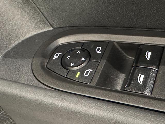 MINI クーパーC クラシック・トリム 全国2年保証アクティブクルーズコントロールアクティブPDC フロントリアパノラマビューリアパーキングアシストAppleCarPlayワイヤレス充電ヘッドアップディスプレイデジタルキープラス(17枚目)