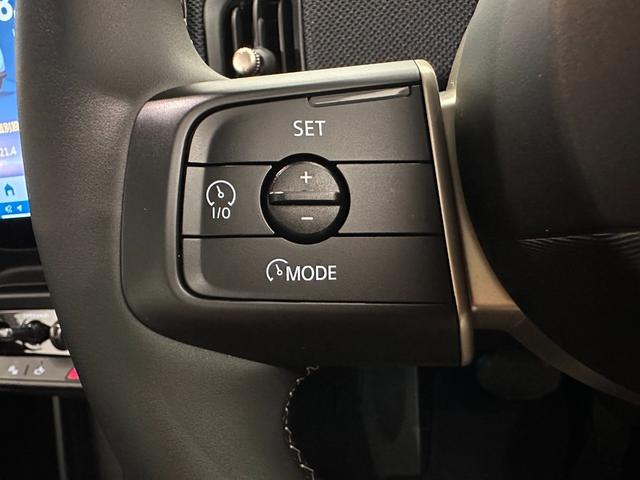 MINI クーパーC クラシック・トリム 全国2年保証アクティブクルーズコントロールアクティブPDC フロントリアパノラマビューリアパーキングアシストAppleCarPlayワイヤレス充電ヘッドアップディスプレイデジタルキープラス(27枚目)