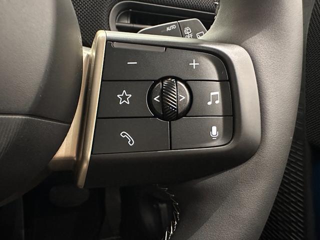 MINI クーパーC クラシック・トリム 全国2年保証アクティブクルーズコントロールアクティブPDC フロントリアパノラマビューリアパーキングアシストAppleCarPlayワイヤレス充電ヘッドアップディスプレイデジタルキープラス(28枚目)