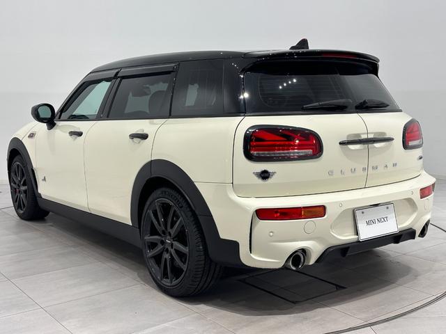 MINI ジョンクーパーワークス クラブマン ワイドカラーディスプレイMINIコネクテッドアプリドライビングアシストアクティブクルーズコントロールJohnCooperWorksレザーステアリングヘッドアップディスプレイリアビューカメラ&リアPDC(8枚目)