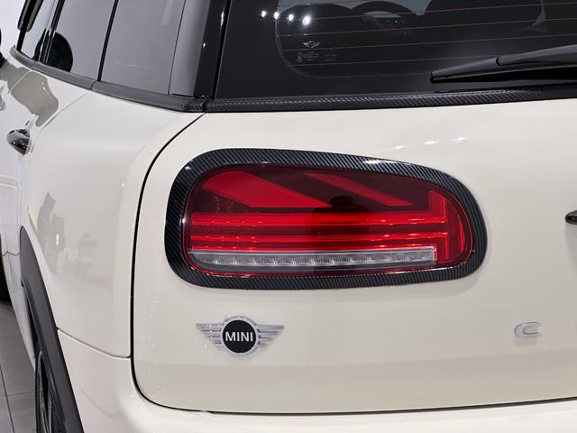 MINI ジョンクーパーワークス クラブマン ワイドカラーディスプレイMINIコネクテッドアプリドライビングアシストアクティブクルーズコントロールJohnCooperWorksレザーステアリングヘッドアップディスプレイリアビューカメラ&リアPDC(14枚目)