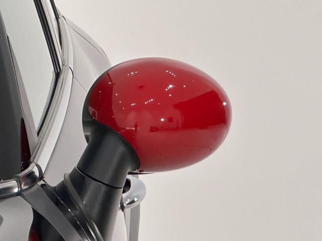 MINI ジョンクーパーワークス クロスオーバー Fシート ヒーター /格納機能付きドアミラー/R スポイラー/助手席シート高さ調節/F アーム レスト/フラット ラゲッジ フロア(12枚目)