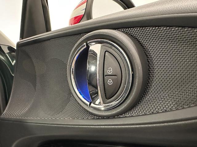 MINI クーパー クラブマン コンフォータイヤ空気圧警告システム ETC ルームミラートランク スルー システムクルーズコントロールブレーキ機能付LED ヘッドライト(16枚目)