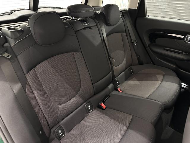 MINI クーパー クラブマン コンフォータイヤ空気圧警告システム ETC ルームミラートランク スルー システムクルーズコントロールブレーキ機能付LED ヘッドライト(34枚目)