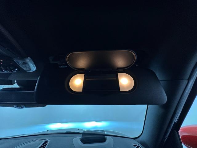 ＭＩＮＩ ジョンクーパーワークス　クロスオーバー　全国２年保証ドライビングアシストアクティブクルーズコントロールＪｏｈｎＣｏｏｐｅｒＷｏｒｋｓレザーステアリングＬＥＤヘッドライトＬＥＤリアコンビランプ１８インチアロイホイールリアビューカメラリアＰＤＣ（19枚目）