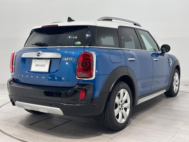 ＭＩＮＩ クーパーＤ　クロスオーバー　ナビタッチスクリーン／ＥＴＣ／ＳＯＳコール／アクティブクルーズコントロール／コンフォートアクセス／ハロゲンヘッドライト／１７インチホイール／ルーフレール／マルチファンクションステアリング（6枚目）