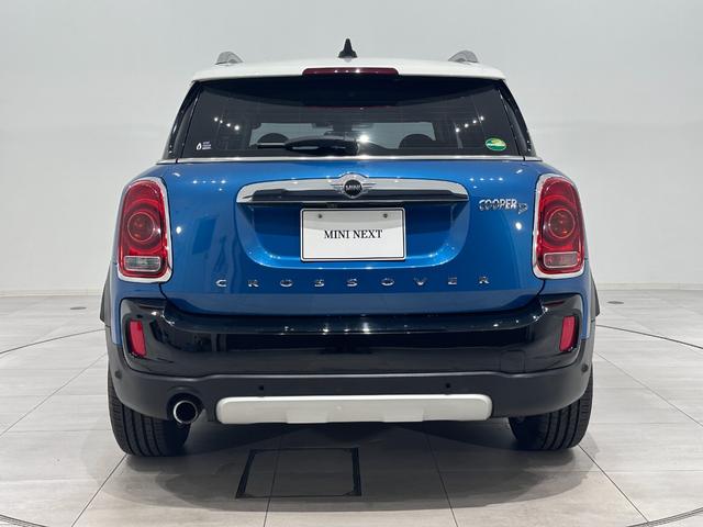 ＭＩＮＩ クーパーＤ　クロスオーバー　ナビタッチスクリーン／ＥＴＣ／ＳＯＳコール／アクティブクルーズコントロール／コンフォートアクセス／ハロゲンヘッドライト／１７インチホイール／ルーフレール／マルチファンクションステアリング（7枚目）