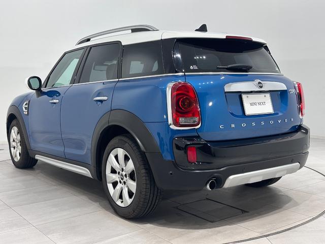 ＭＩＮＩ クーパーＤ　クロスオーバー　ナビタッチスクリーン／ＥＴＣ／ＳＯＳコール／アクティブクルーズコントロール／コンフォートアクセス／ハロゲンヘッドライト／１７インチホイール／ルーフレール／マルチファンクションステアリング（8枚目）