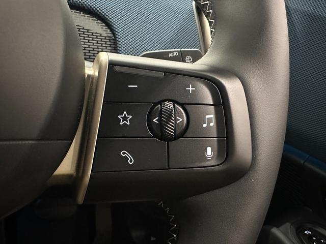 MINI カントリーマンD クラシック・トリム 全国2年保証センターディスプレイ高速道路渋滞時ハンズオフワイヤレス充電ヘッドアップディスプレイパーキングアシストplayAppleCarPlayMINIConnectedサラウンドビューシステム(26枚目)