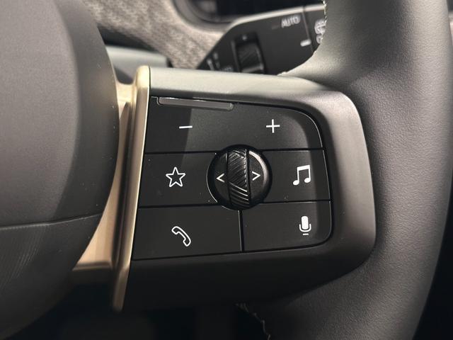 MINI クーパーC クラシック・トリム 全国2年保証有機ELセンターディスプレイApple CarPlayワイヤレス充電アダプティブLEDヘッドライトアクティブクルーズコントロールパノラマビュー(リア)パーキングアシスト16インチホイール(26枚目)