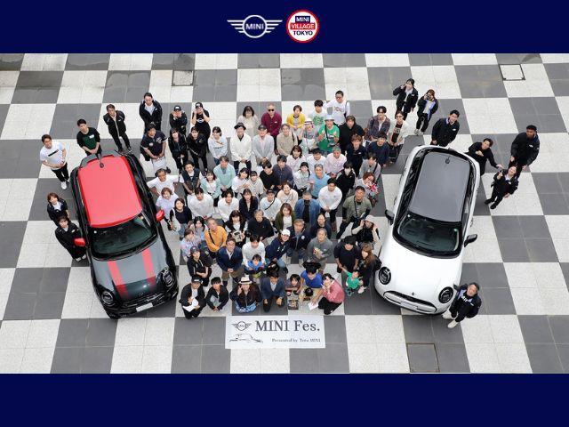 MINI クーパーC クラシック・トリム 全国2年保証有機ELセンターディスプレイApple CarPlayワイヤレス充電アダプティブLEDヘッドライトアクティブクルーズコントロールパノラマビュー(リア)パーキングアシスト16インチホイール(58枚目)