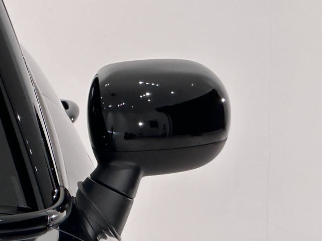 MINI クーパーC クラシック・トリム 全国2年保証Apple CarPlayレーンキーピングアシストアダプティブLEDヘッドライト16インチホイールクルーズコントロールハイビームアシストキワイヤレス充電パノラマビューリアリバースアシスト(12枚目)