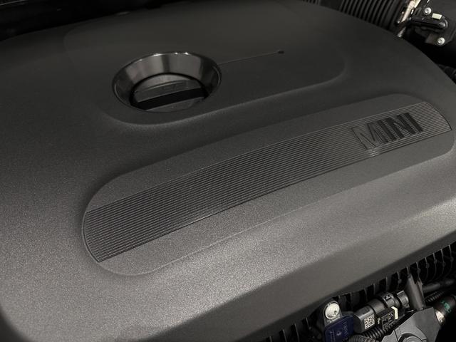 MINI クーパーC クラシック・トリム 全国2年保証Apple CarPlayレーンキーピングアシストアダプティブLEDヘッドライト16インチホイールクルーズコントロールハイビームアシストキワイヤレス充電パノラマビューリアリバースアシスト(40枚目)