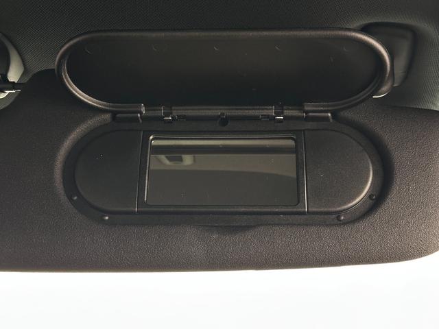 MINI クーパーC クラシック・トリム 全国2年保証AppleCarPlayワイヤレス充電デジタルキープラスコンフォートアクセスLEDヘッドライトアクティブクルーズコントロールアクティブPDCフロントリアパノラマビューリア16インチホイール(18枚目)