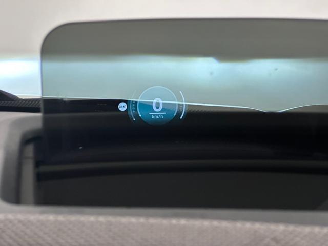 MINI クーパーC クラシック・トリム 全国2年保証AppleCarPlayワイヤレス充電デジタルキープラスコンフォートアクセスLEDヘッドライトアクティブクルーズコントロールアクティブPDCフロントリアパノラマビューリア16インチホイール(26枚目)