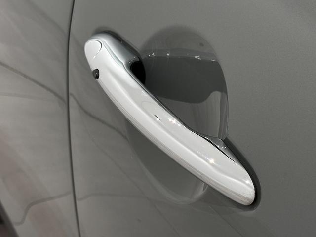 MINI クーパーS ナビタッチスクリーンETCSOSコールアクティブクルーズコントロールマルチファンクションステアリングコンフォートアクセスLEDヘッドライトLEDリアコンビランプ17インチホイール(15枚目)