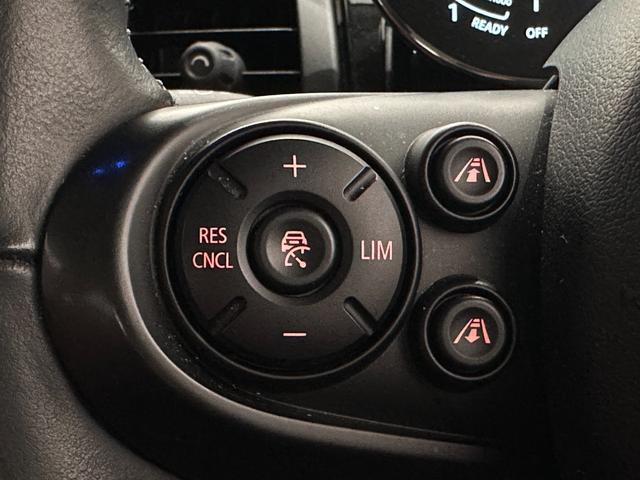 MINI クーパーS ナビタッチスクリーンETCSOSコールアクティブクルーズコントロールマルチファンクションステアリングコンフォートアクセスLEDヘッドライトLEDリアコンビランプ17インチホイール(30枚目)