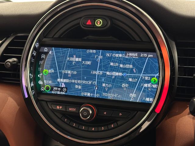 MINI クーパーS ナビタッチスクリーンETCSOSコールアクティブクルーズコントロールマルチファンクションステアリングコンフォートアクセスLEDヘッドライトLEDリアコンビランプ17インチホイール(32枚目)