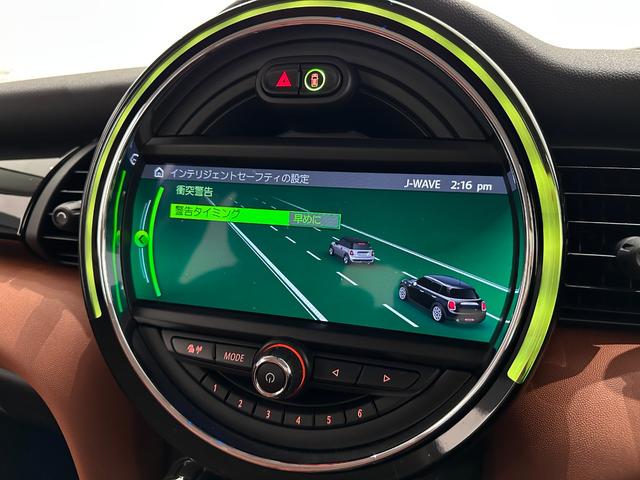 MINI クーパーS ナビタッチスクリーンETCSOSコールアクティブクルーズコントロールマルチファンクションステアリングコンフォートアクセスLEDヘッドライトLEDリアコンビランプ17インチホイール(34枚目)