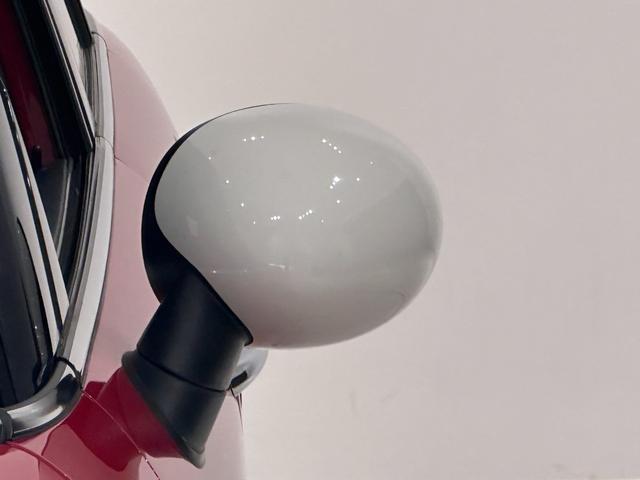 MINI クーパーD ナビ(タッチスクリーン)SOSコール衝突回被害軽減ブレーキマルチファンクションステアリングハロゲンヘッドライトLEDリアコンビランプ15インチホイール(12枚目)