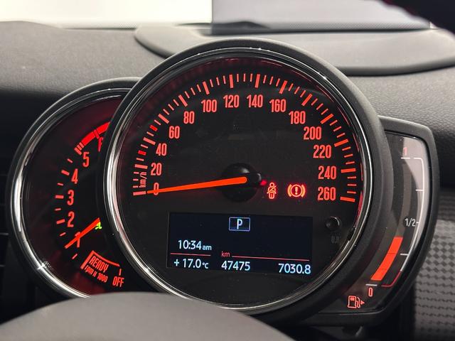 MINI クーパーD ナビ(タッチスクリーン)SOSコール衝突回被害軽減ブレーキマルチファンクションステアリングハロゲンヘッドライトLEDリアコンビランプ15インチホイール(27枚目)