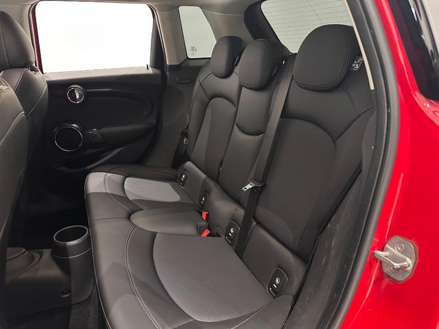 MINI クーパーD ナビ(タッチスクリーン)SOSコール衝突回被害軽減ブレーキマルチファンクションステアリングハロゲンヘッドライトLEDリアコンビランプ15インチホイール(40枚目)