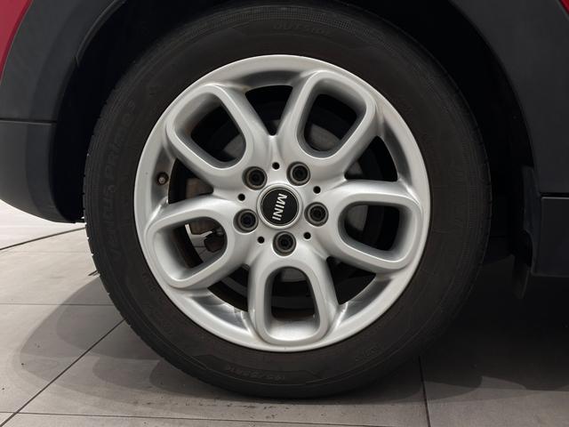 MINI クーパーD ナビ(タッチスクリーン)SOSコール衝突回被害軽減ブレーキマルチファンクションステアリングハロゲンヘッドライトLEDリアコンビランプ15インチホイール(43枚目)