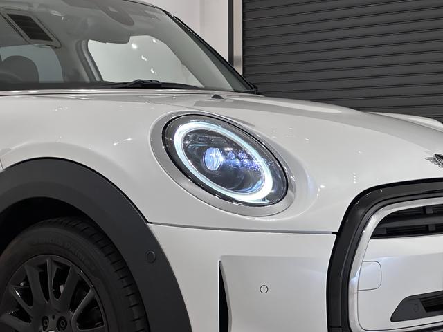 ＭＩＮＩ クーパー　ファーストパッケージ　クラシック・トリム　全国２年保証ＣａｒＰｌａｙＥＴＣＳＯＳコールバックカメラマルチファンクションステアリングＭＩＮＩドライビングモードコンフォートアクセスＬＥＤヘッドライＬＥＤリアコンビランプ１６インチホイール（10枚目）