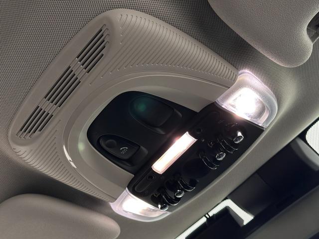 ＭＩＮＩ クーパー　ファーストパッケージ　クラシック・トリム　全国２年保証ＣａｒＰｌａｙＥＴＣＳＯＳコールバックカメラマルチファンクションステアリングＭＩＮＩドライビングモードコンフォートアクセスＬＥＤヘッドライＬＥＤリアコンビランプ１６インチホイール（20枚目）