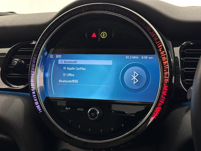 ＭＩＮＩ クーパー　ファーストパッケージ　クラシック・トリム　全国２年保証ＣａｒＰｌａｙＥＴＣＳＯＳコールバックカメラマルチファンクションステアリングＭＩＮＩドライビングモードコンフォートアクセスＬＥＤヘッドライＬＥＤリアコンビランプ１６インチホイール（28枚目）
