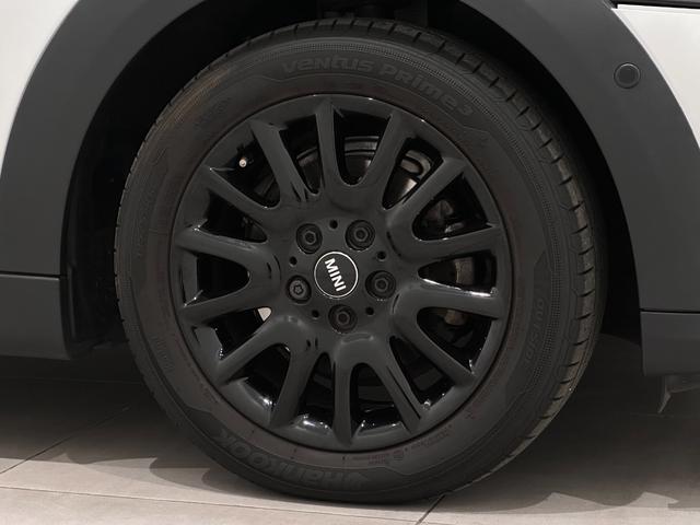 ＭＩＮＩ クーパー　ファーストパッケージ　クラシック・トリム　全国２年保証ＣａｒＰｌａｙＥＴＣＳＯＳコールバックカメラマルチファンクションステアリングＭＩＮＩドライビングモードコンフォートアクセスＬＥＤヘッドライＬＥＤリアコンビランプ１６インチホイール（35枚目）