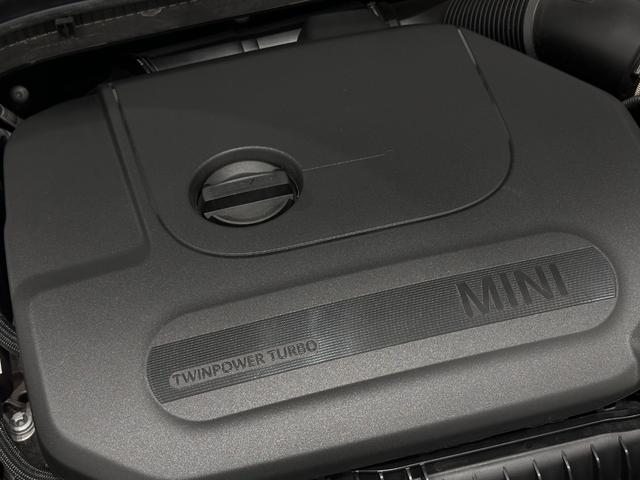ＭＩＮＩ クーパー　ファーストパッケージ　クラシック・トリム　全国２年保証ＣａｒＰｌａｙＥＴＣＳＯＳコールバックカメラマルチファンクションステアリングＭＩＮＩドライビングモードコンフォートアクセスＬＥＤヘッドライＬＥＤリアコンビランプ１６インチホイール（39枚目）