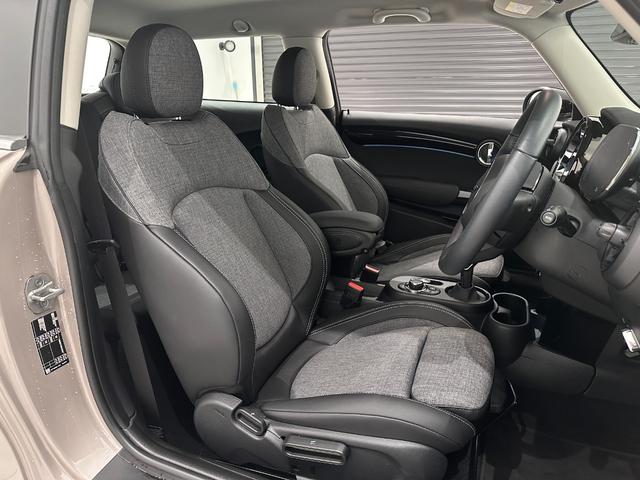 ＭＩＮＩ クーパー　プレミアムプラスパッケージクラシックトリム　全国２年保証／ＣａｒＰｌａｙ／ＥＴＣ／ＳＯＳコール／マルチファンクションステアリング／ＭＩＮＩドライビングモード／コンフォートアクセス／ＬＥＤヘッドライト／ＬＥＤリアコンビランプ）／１６インチホイール（40枚目）