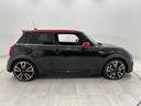 ＭＩＮＩ ジョンクーパーワークス　ジョンクーパーワークストリム　認定中古車・２年保証・ワンオーナー・ＡｐｐｌｅＣａｒＰｌａｙ・被害軽減ブレーキ・バックカメラ・障害物センサー・ＥＴＣ・シートヒーター・ヘッドアップディスプレイ・ＳＯＳコール・純正１８インチＡＷ（5枚目）